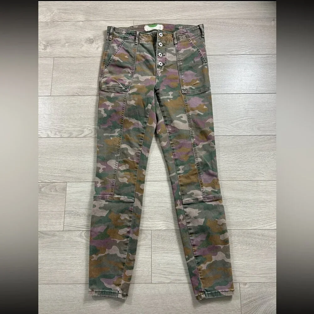 Anthropologie Slim Camo Button Fly Jefferson Utility Pants